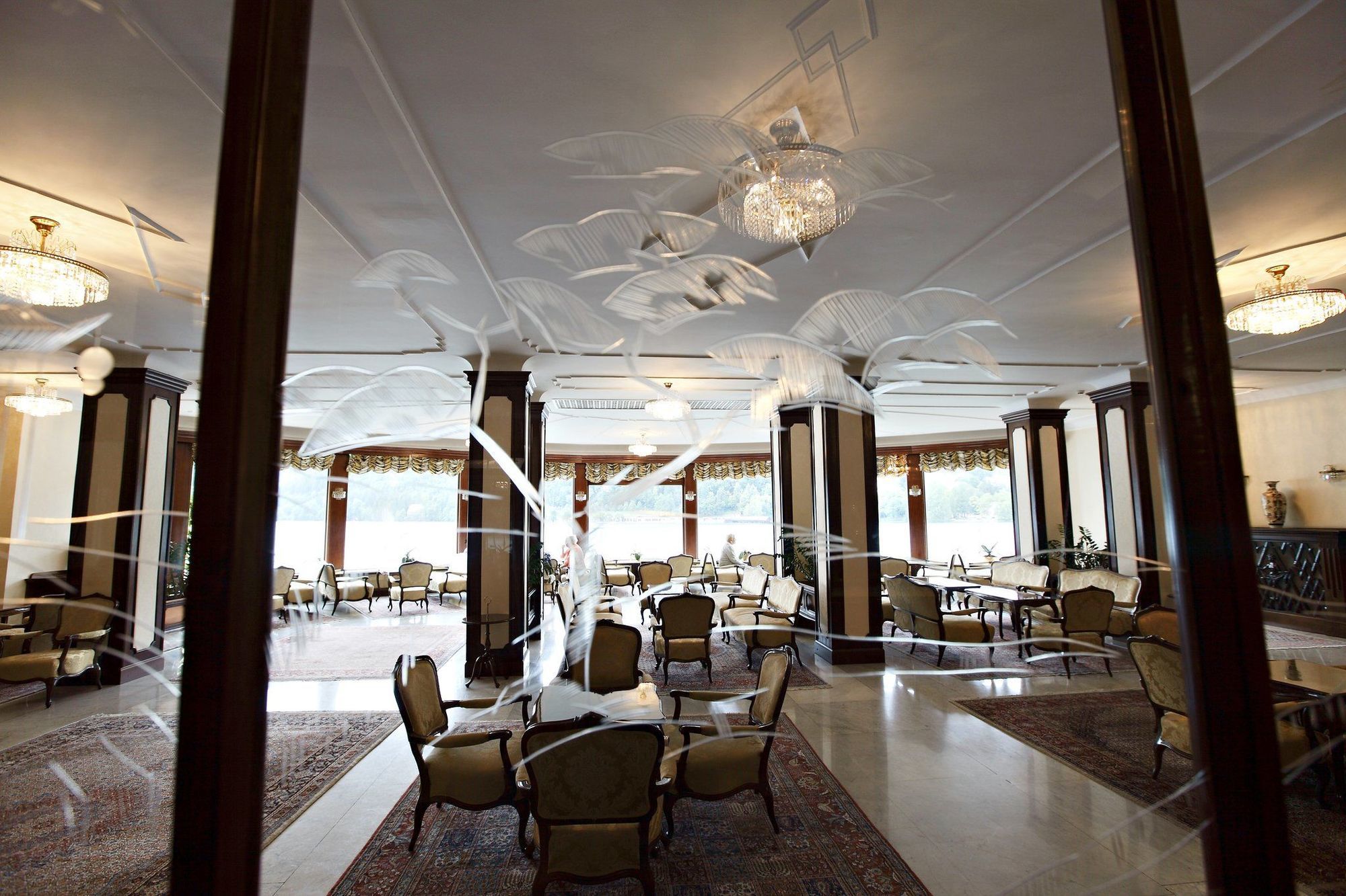グランド ホテル トプリツェ スモール ラグジュアリー ホテルズ オブ ザ ワールド ブレッド レストラン 写真